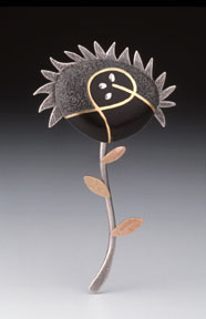 Studio Discovery Tour artist Dana Driver: Abstract Flower brooch