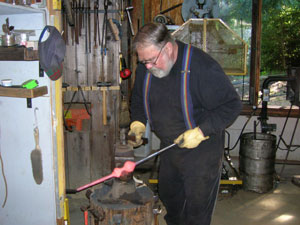 Studio Discovery Tour artist Jim Joyce