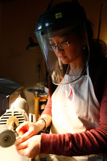 Studio Discovery Tour artist Ling-Yen Jones