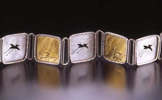 Studio Discovery Tour artist Ling-Yen Jones: Crane Bracelet