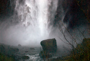 Tom Eckles: Waterfall with Boulder