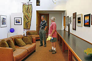 2007 Studio Discovery Tour Preview at the Sea Ranch Lodge Front Gallery