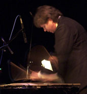 Tommy Kesecker, vibes