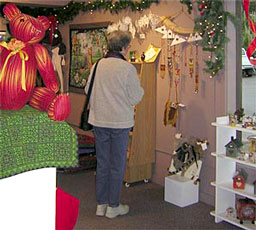 Dolphin Gallery Holiday Boutique