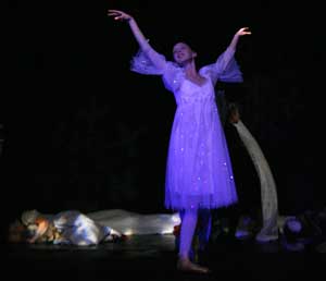 Joselyn Malik in The Wizard of Oz, December, 2008 at the Gualala Arts Center