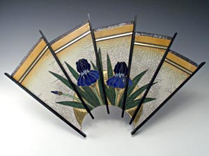 Gerald and Kelly Hong: small fan with iris