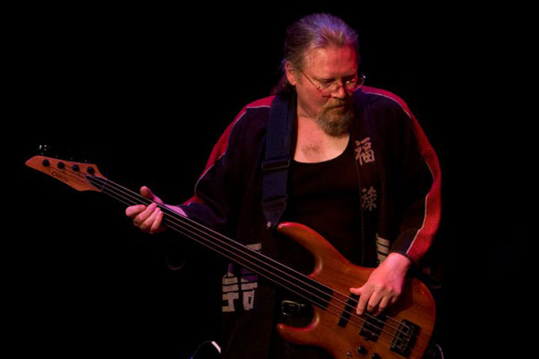 Cloudfire: Dave playing fretless electric bass, Gualala Arts Center, June, 2011