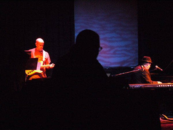 Bob Bralove & Henry Kaiser; photo by PT Nunn
