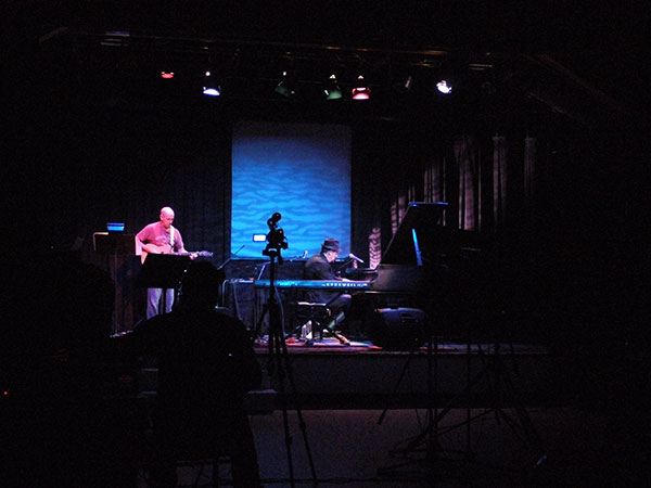 Bob Bralove & Henry Kaiser; photo by PT Nunn