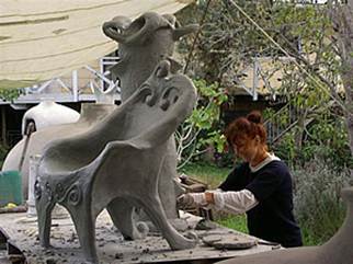 Darjit sculpture