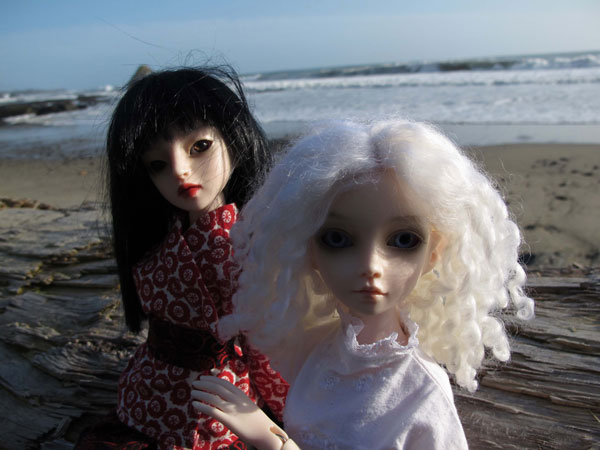 Anchor Bay Beach, Ling & Sofiel